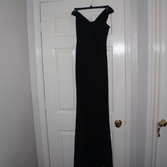 Black Mermaid Gown - Picture 10 of 14